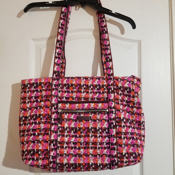 Vera Bradley Handbags - Vera Bradley Large Tote